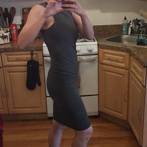 Tight midi-dress from Marine Layer, barely worn